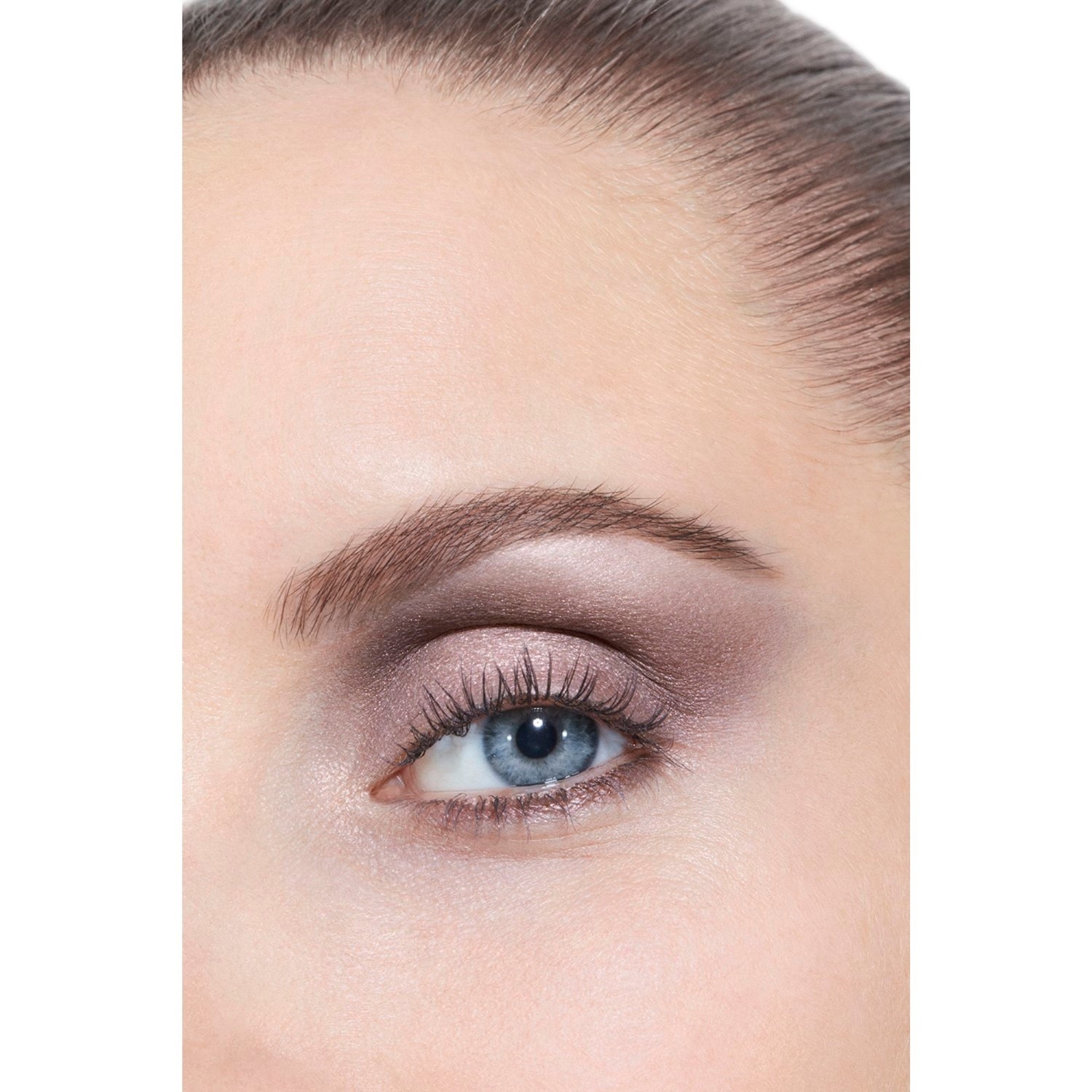 SOMBRAS DE OJOS EFECTOS MÚLTIPLES